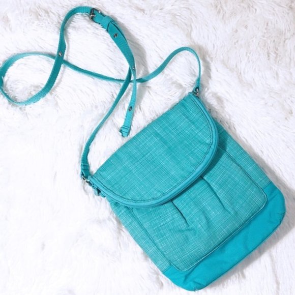 thirty-one Handbags - 31 Thirty One bag Organista Crossbody Purse Bag